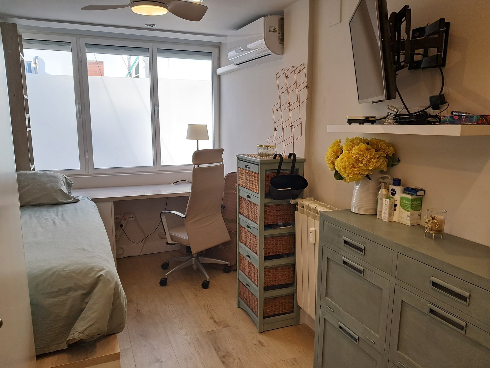 Renovated studio apartment in Madrid