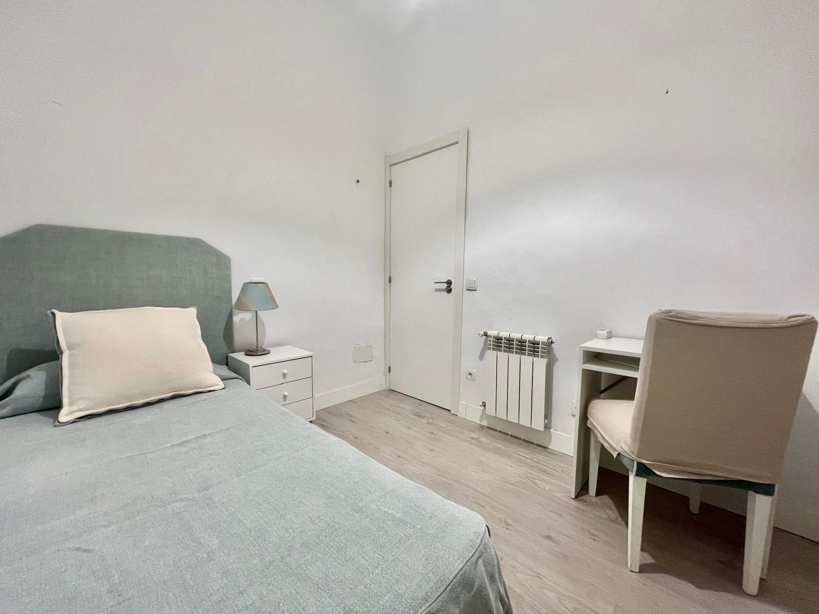 HABITACIÓN AMPLIA Y DE CALIDAD