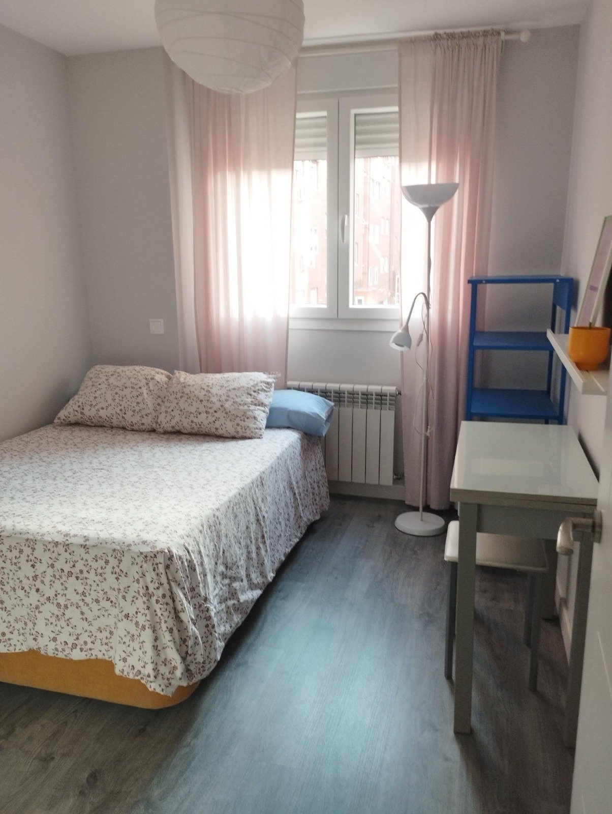 Cozy room in Vicálvaro