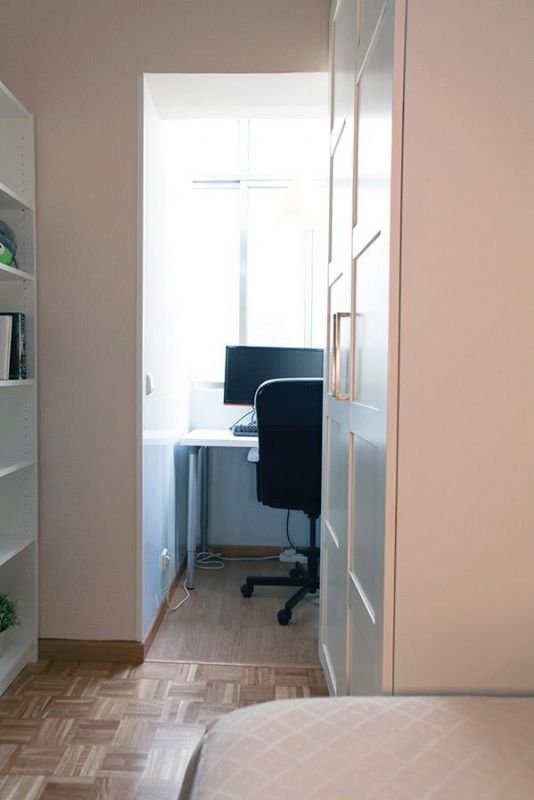 Habitación con baño propio en Plaza Castilla