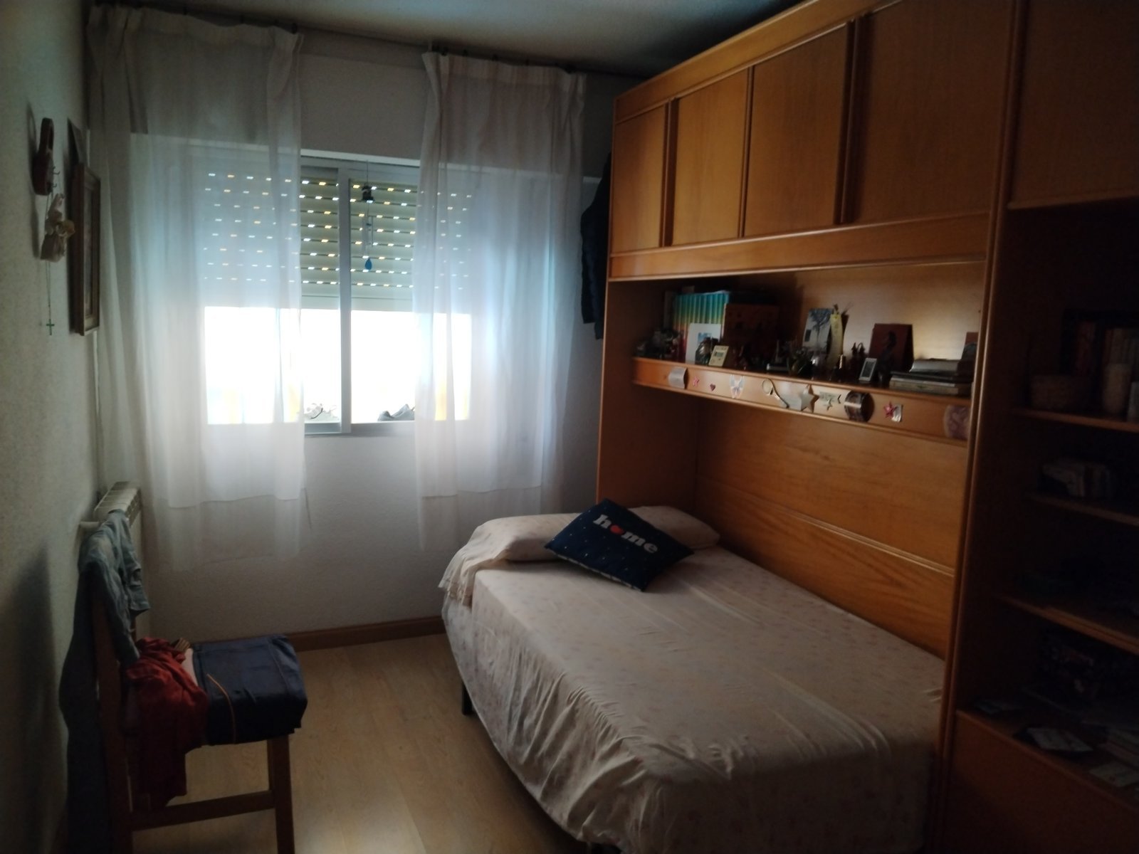 Nice room 20 minutes from ICADE and 15 minutes from IE