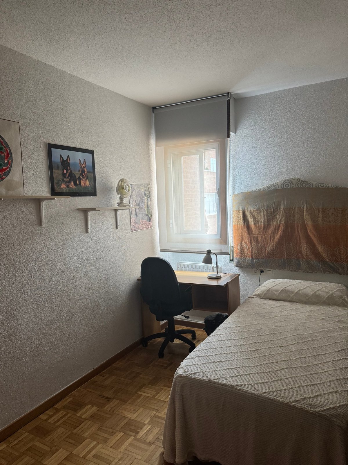 Habitación Individual 2 — Frente a La Vaguada, IE a pie, línea directa a ICADE