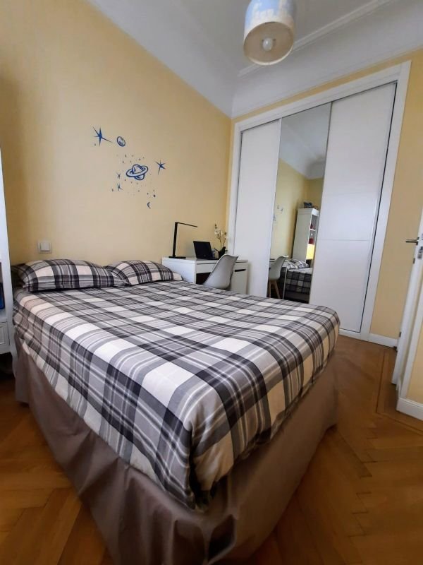 Habitación frente a Jardines de Sabatini