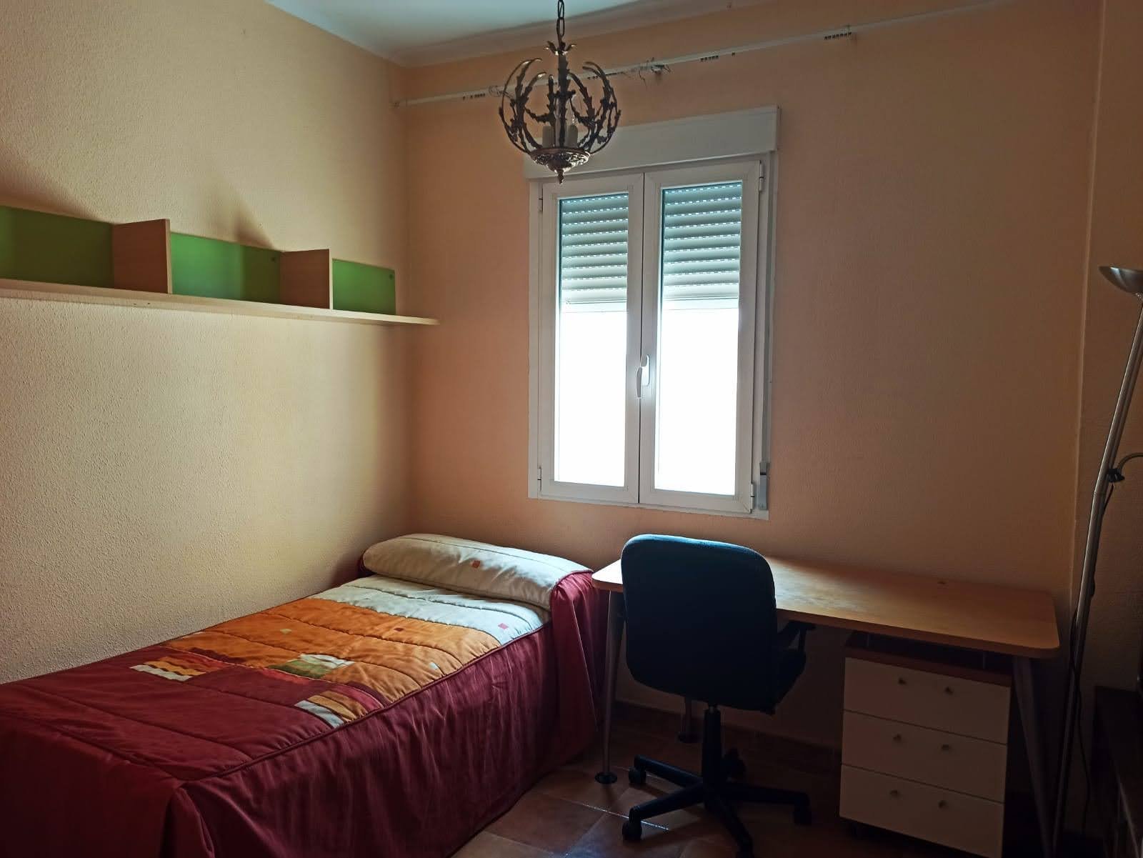 2 habitaciones para estudiantes en Argüelles. Habitación 2