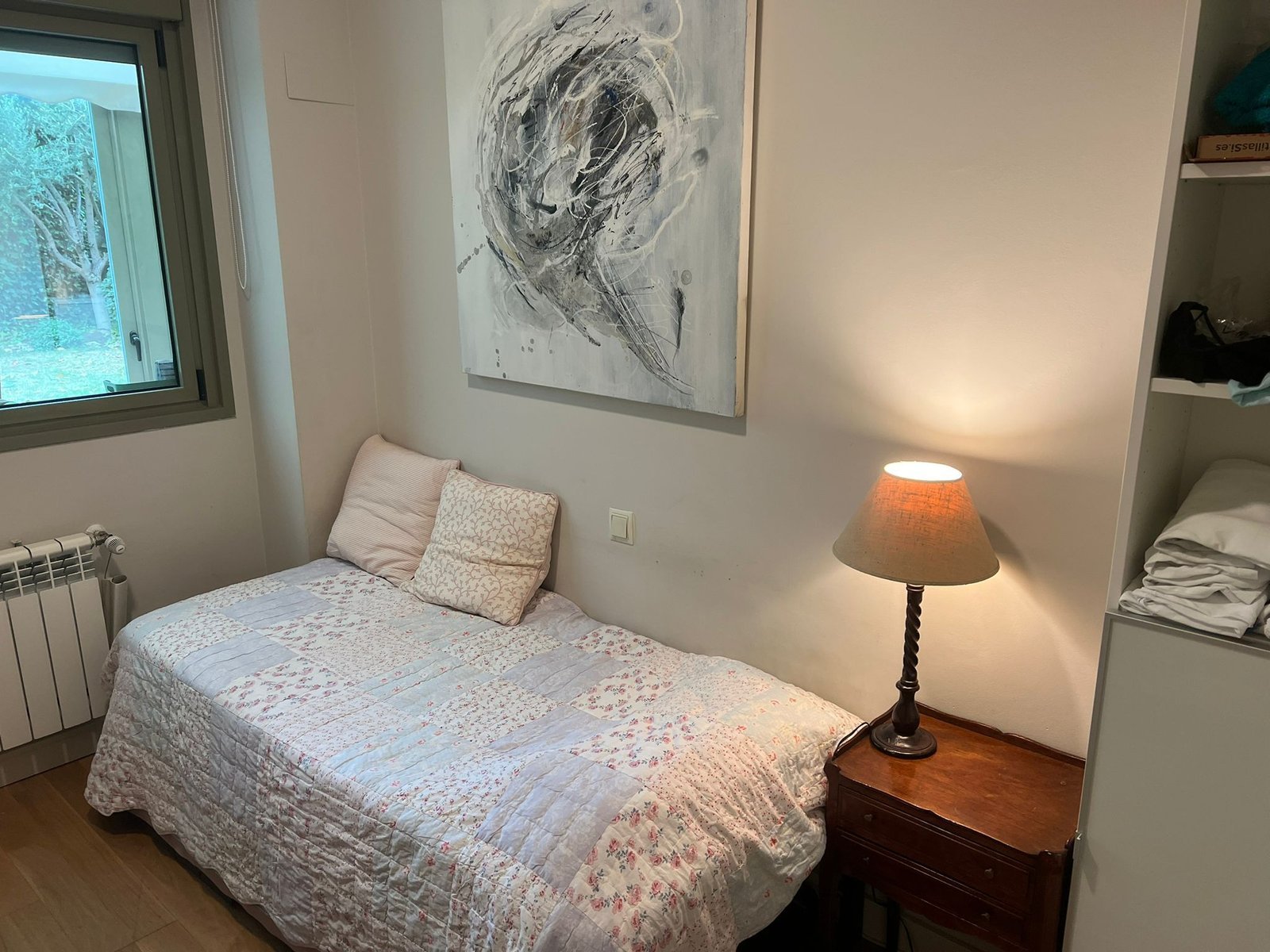 Cozy private room in Arturo Soria