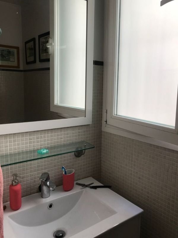Habitación al lado del IE